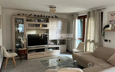 QUADRILOCALE A PREGNANA!