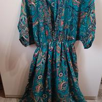 Vestito verde acqua con fantasia