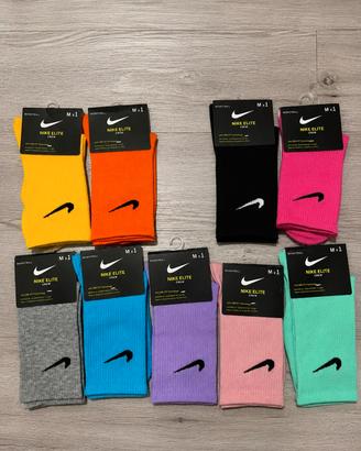 calzini Nike taglia 38 - 44 (3€ al paio) 