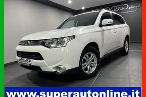 Mitsubishi Outlander 2.2 DI-D 4WD Intense UNICO PR