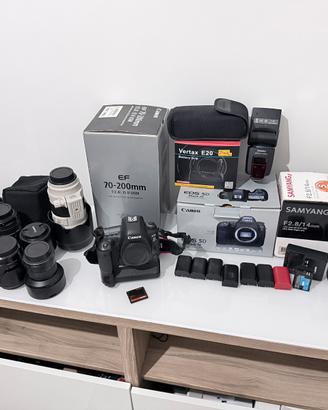 Canon 5D Mark IV  + 6 lenti + flash + accessori