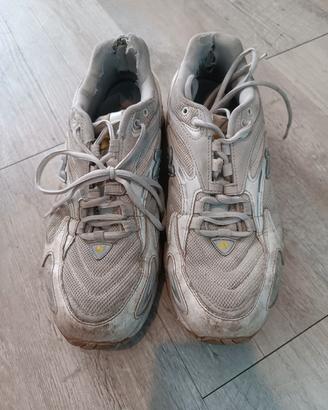 scarpe new balance 725 bianche