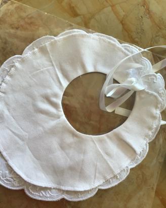 Bavaglino neonato in cotone.