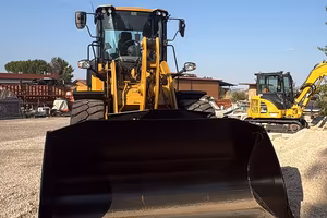 Pala gommata cat 926 M