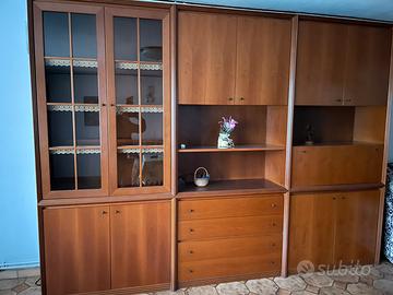 Mobile da soggiorno e taverna