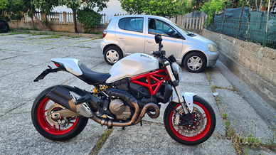 2015 Ducati Monster 821