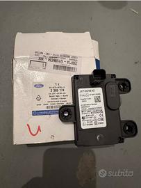 Radar CCM Ford jx7t9g768ad