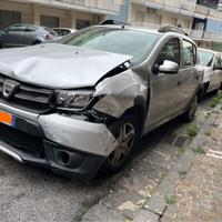 Dacia sandero stepway 2013 Incidentata