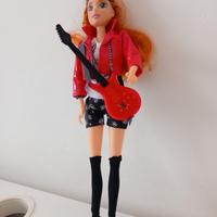 Maggie bambola cantante