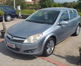 Opel Astra 1.7 CDTI 110CV 5 porte Cosmo
