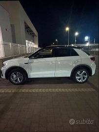 Volkswagen T-Roc 1.0 TSI 110Cv R-Line (2023)
