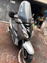 X-Max 250