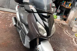 X-Max 250