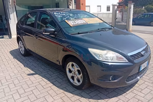 Ford focus 1.6 benzina Titanium 5p