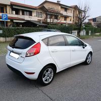 Ford Fiesta 1.5 75 CV ideale per neopatentati