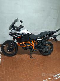 KTM 1190 Adventure r