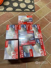 CD e DVD nuovi in blocco o sfusi