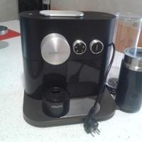 Macchina del caffe Krups Nespresso Expert &  Milk