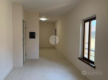 3 LOCALI A CALVISANO