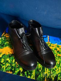 Paio  Scarpe in  pelle Colore nero da donna tg 38