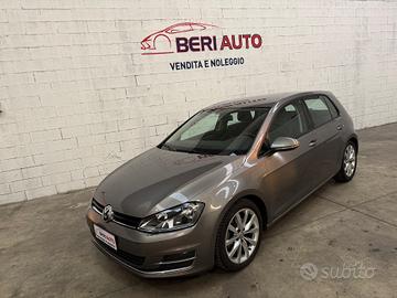 Volkswagen Golf 5p. allestimento Highline BlueMoti