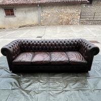 DIVANO CHESTERFIELD 4 posti