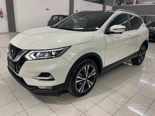 Qashqai 1.5 dCi N-Connecta FUL LED TETTO BARRE BEL