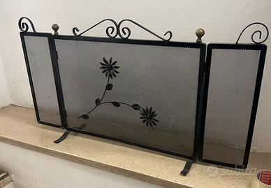 Parascintille per camino in ferro battuto