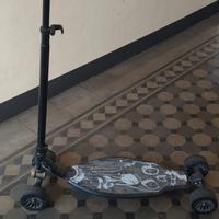 Monopattino a 4 ruote Oxelo