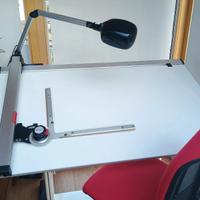 Tavolo da disegno completo