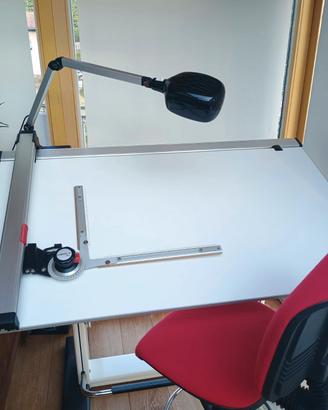 Tavolo da disegno completo