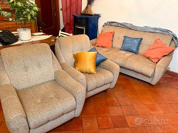 Tris Salotto Vintage: Divano Letto + 2 Poltrone
