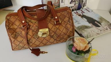 Bauletto 1 Classe Alviero Martini