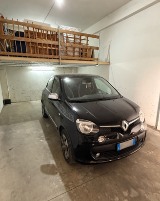 Renault Twingo 1.0 SCe 69 CV EDC La Parisienne