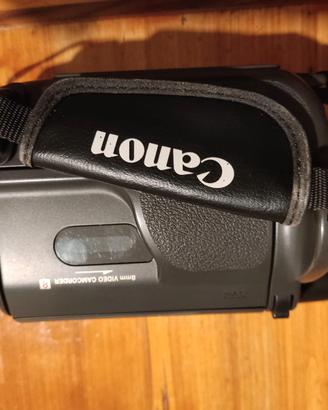 Videocamera Canon UC-V100 8mm