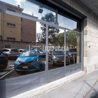 Negozio in Via Dell'Arcoveggio
