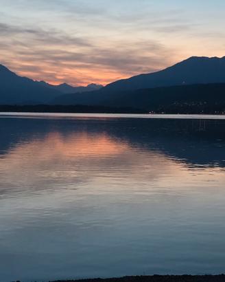 ROULOTTE STANZIALE SUL LAGO VIVERONE  4/5 POSTI 