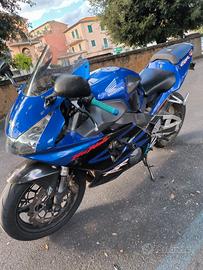 Moto Honda CBR Fireblade 954
