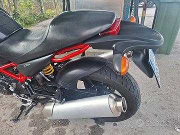 ducati moster 695
