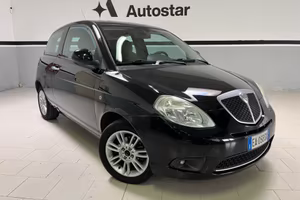Lancia Ypsilon 1.2 Platino neopatentati