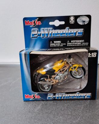 Modellino Ducati Monster 1:18 Maisto