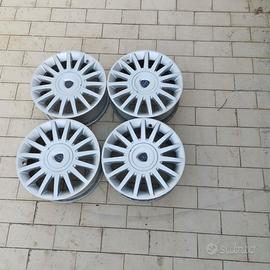 CERCHI IN LEGA ORIGINALI LANCIA  R.15”