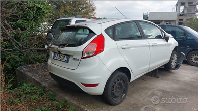 FORD Fiesta 6ª serie - 2015 DIESEL