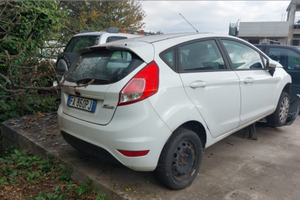 FORD Fiesta 6ª serie - 2015 DIESEL