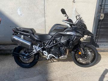 Benelli Trk 502 X