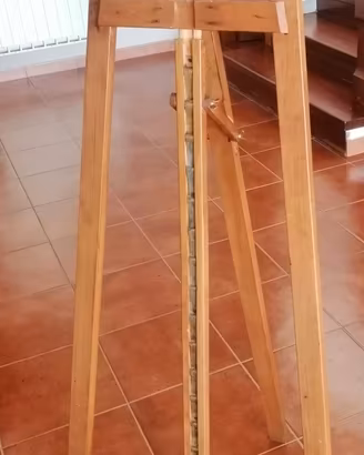 Cavalletto da pittura in legno regolabile