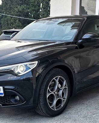 Alfa Romeo Stelvio 2.2 t Sprint Q4 190cv auto