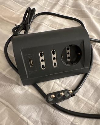 Presa da Tavolo con USB