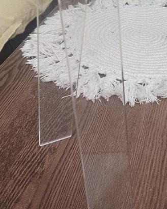 Espositore in plexiglass per arredamento