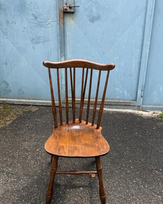 sedia in legno windsor vintage